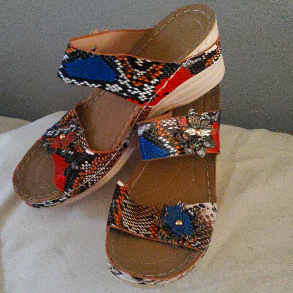 Too Many Shoes! Snakeskin Print, Synth Sandals 🩴
